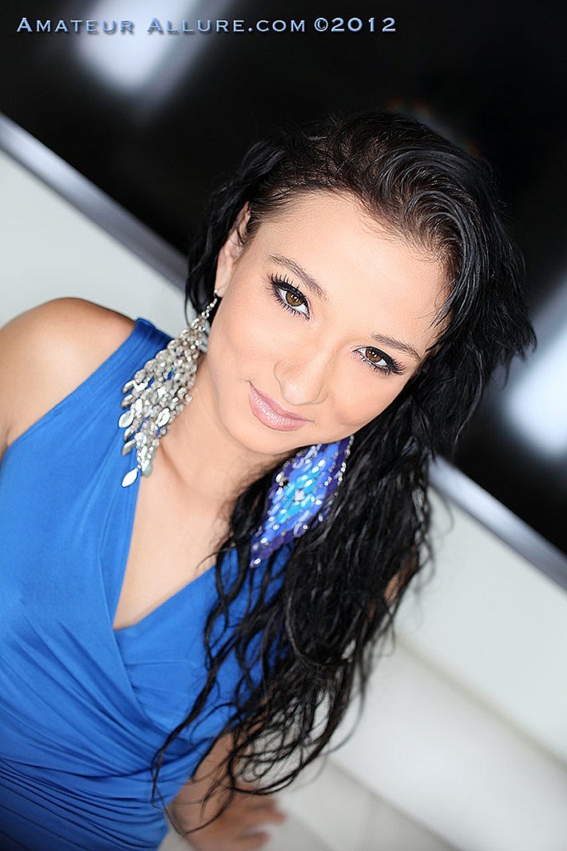 Lola Foxx 01