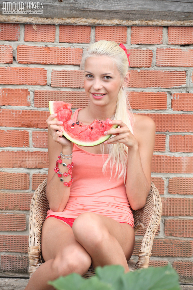 Alluring Teen Blonde 01