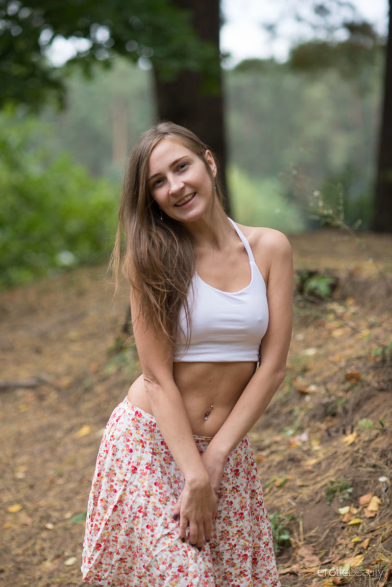 Lost In The Forest 06