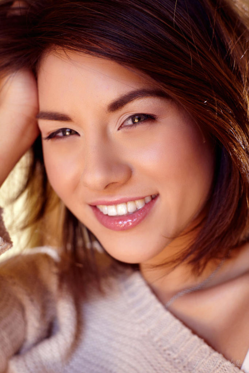 Shyla Jennings Looks Hot 11