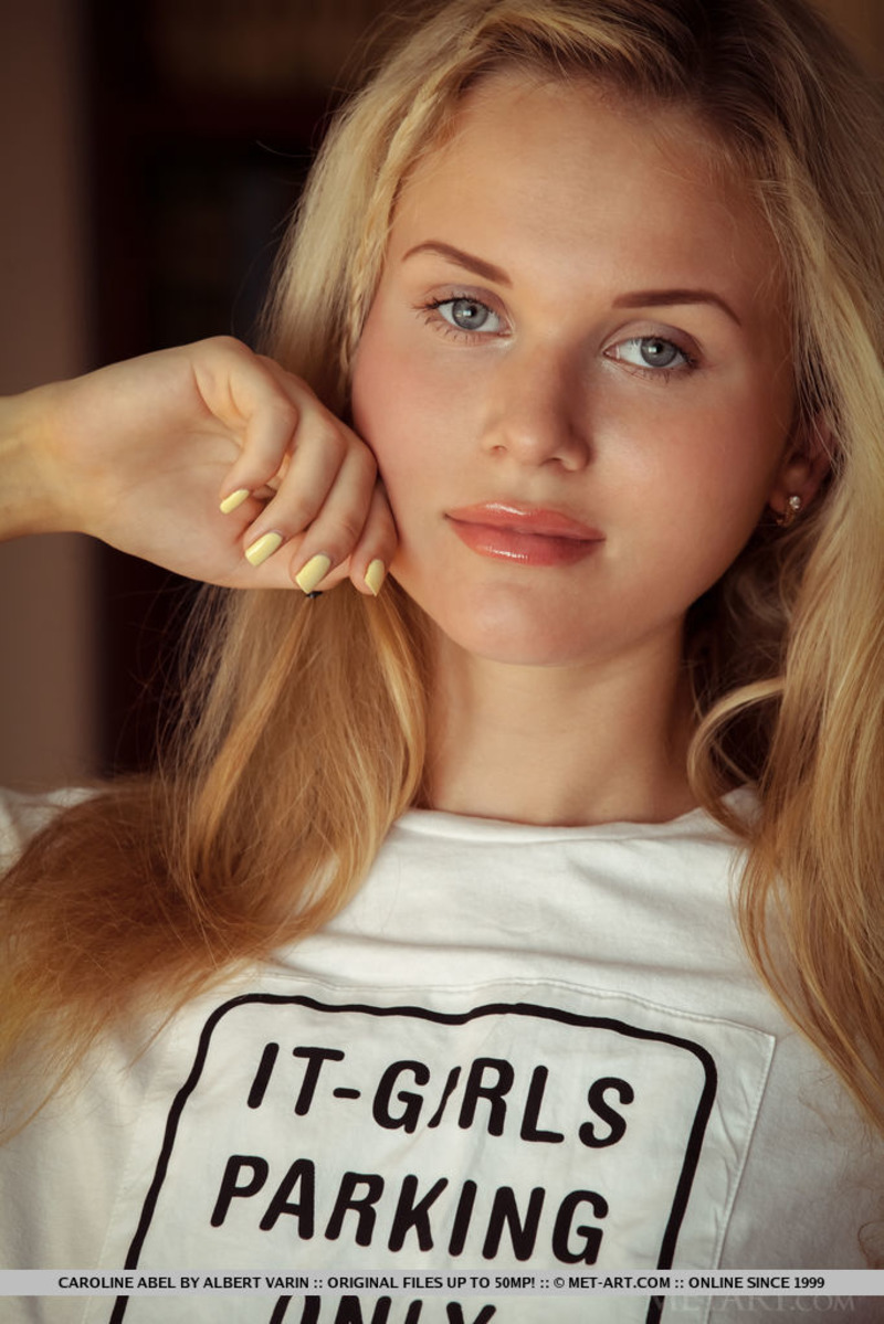 Caroline Abel - Dimue 16
