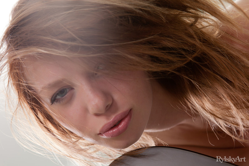 Kylie Miny 00