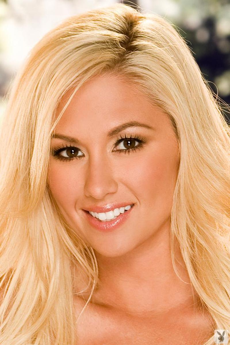 Amy Leigh Andrews 15