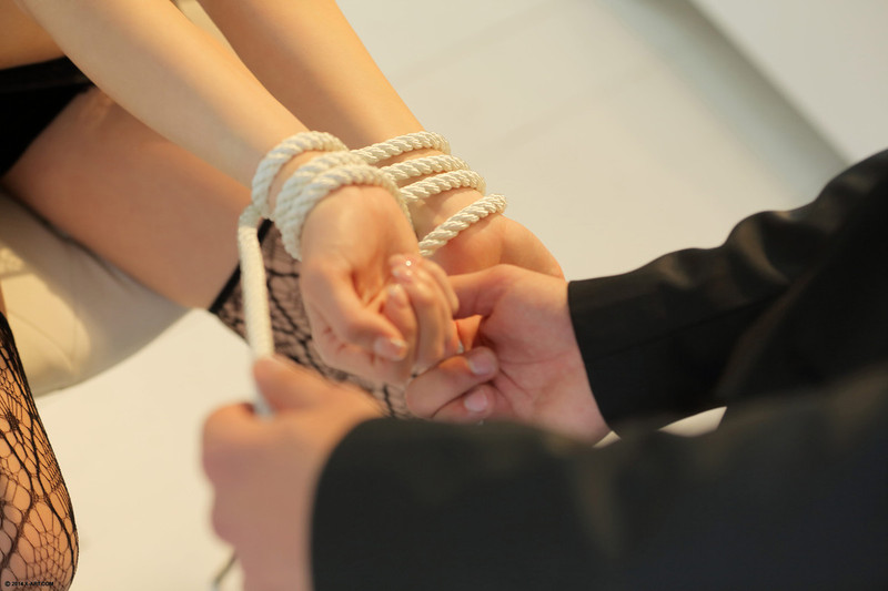 Roped sex 12